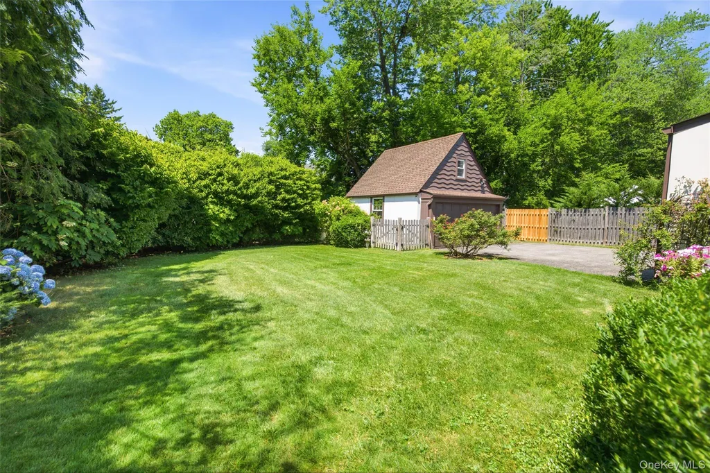 9 Leith Place White Plains NY 10605