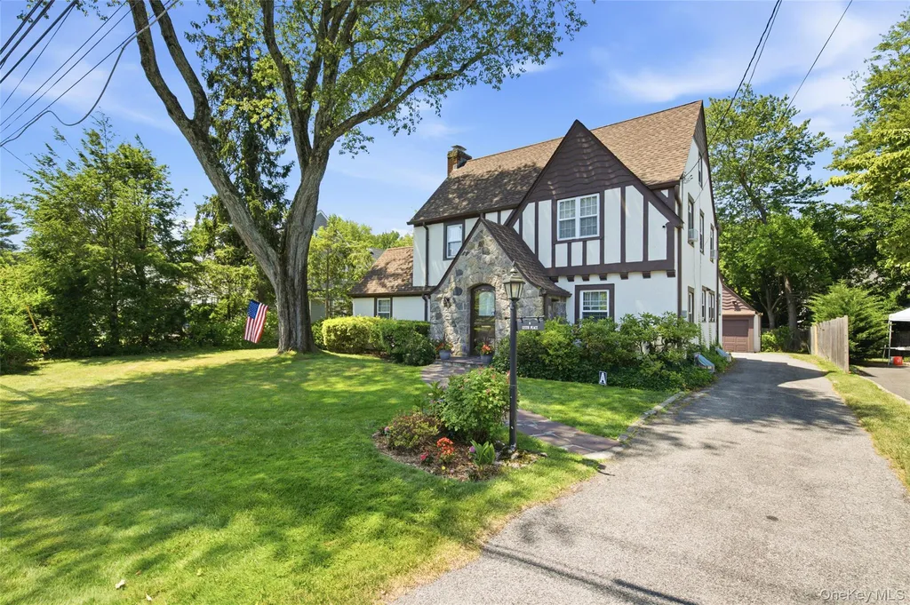 9 Leith Place White Plains NY 10605