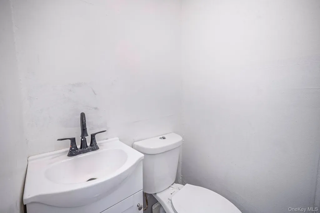 705 Bradford Street Brooklyn NY 11207