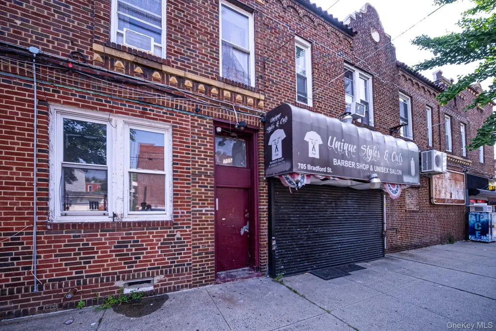 705 Bradford Street Brooklyn NY 11207