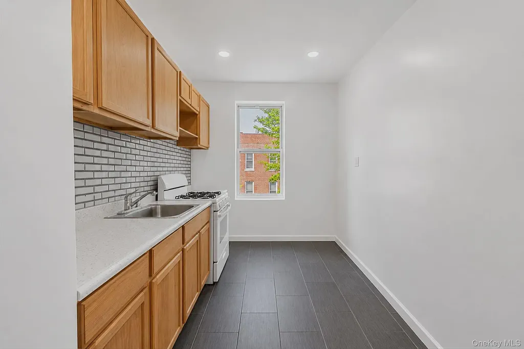 705 Bradford Street Brooklyn NY 11207