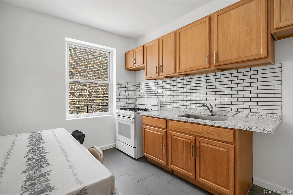 705 Bradford Street Brooklyn NY 11207