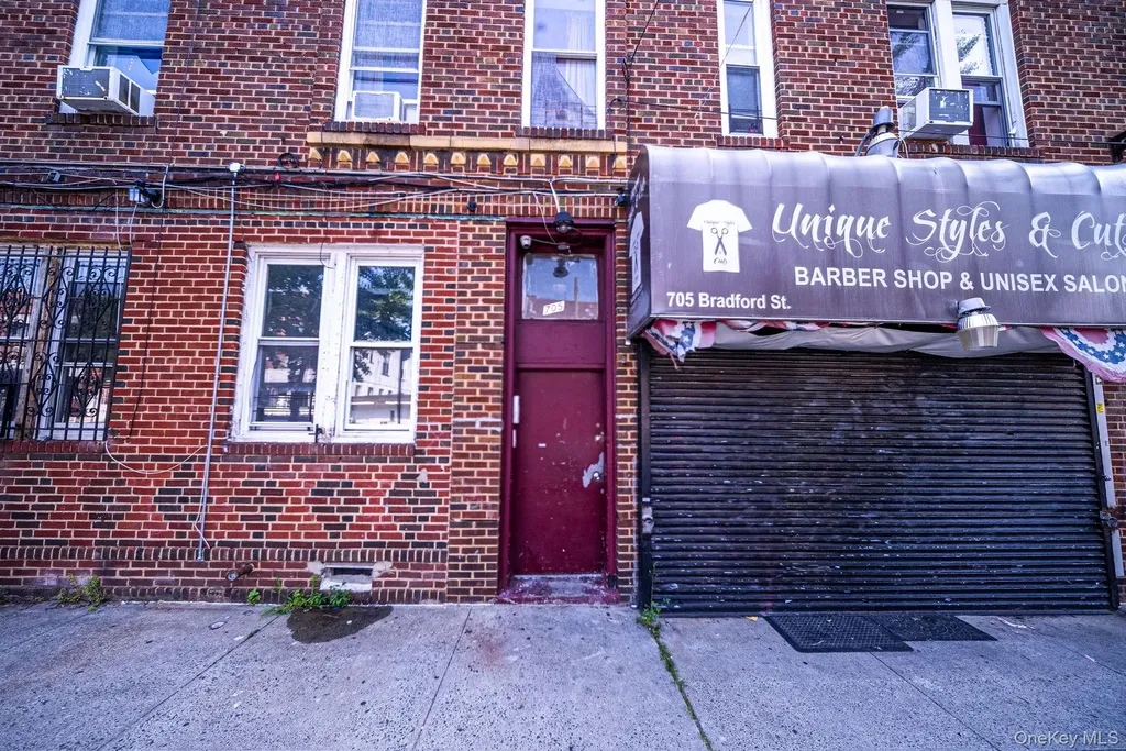 705 Bradford Street Brooklyn NY 11207