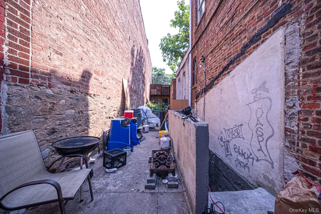 705 Bradford Street Brooklyn NY 11207
