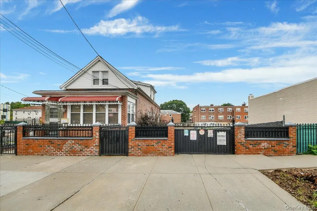 562 Underhill Avenue Bronx NY 10473