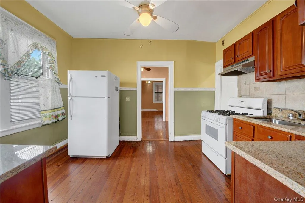562 Underhill Avenue Bronx NY 10473