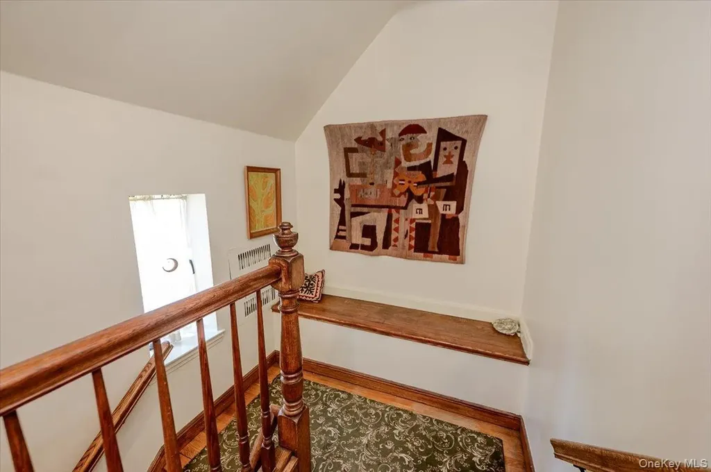 1264 Rhinelander Avenue Bronx NY 10461