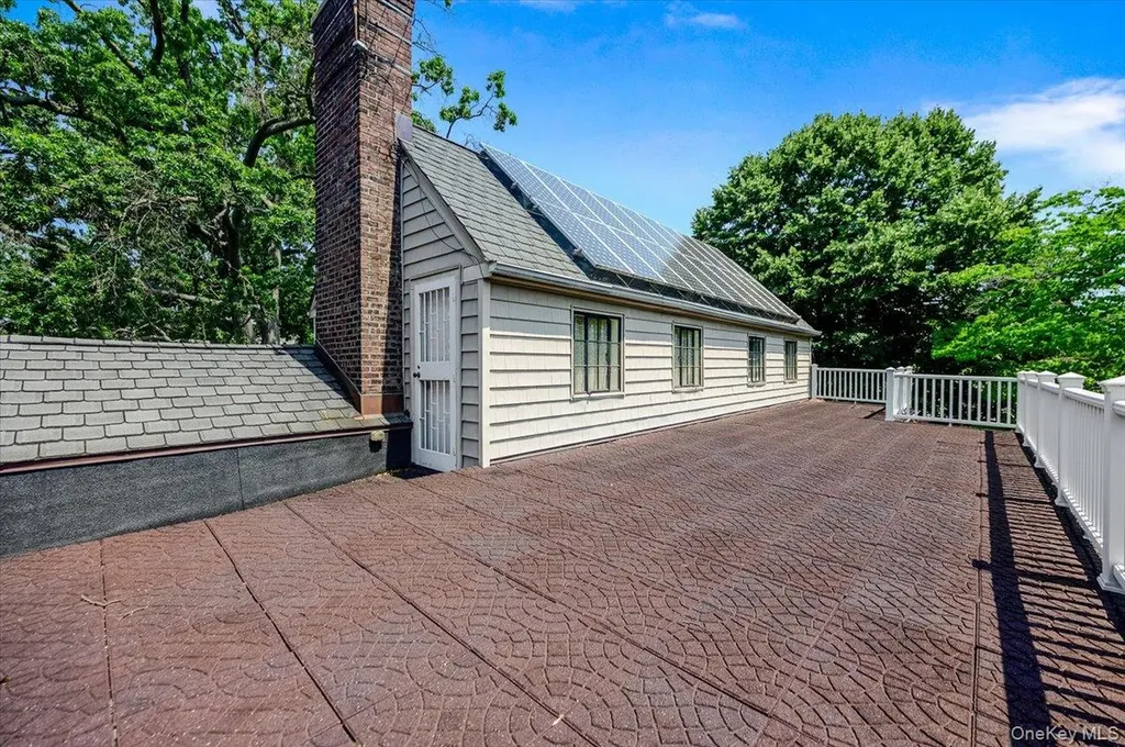 1264 Rhinelander Avenue Bronx NY 10461