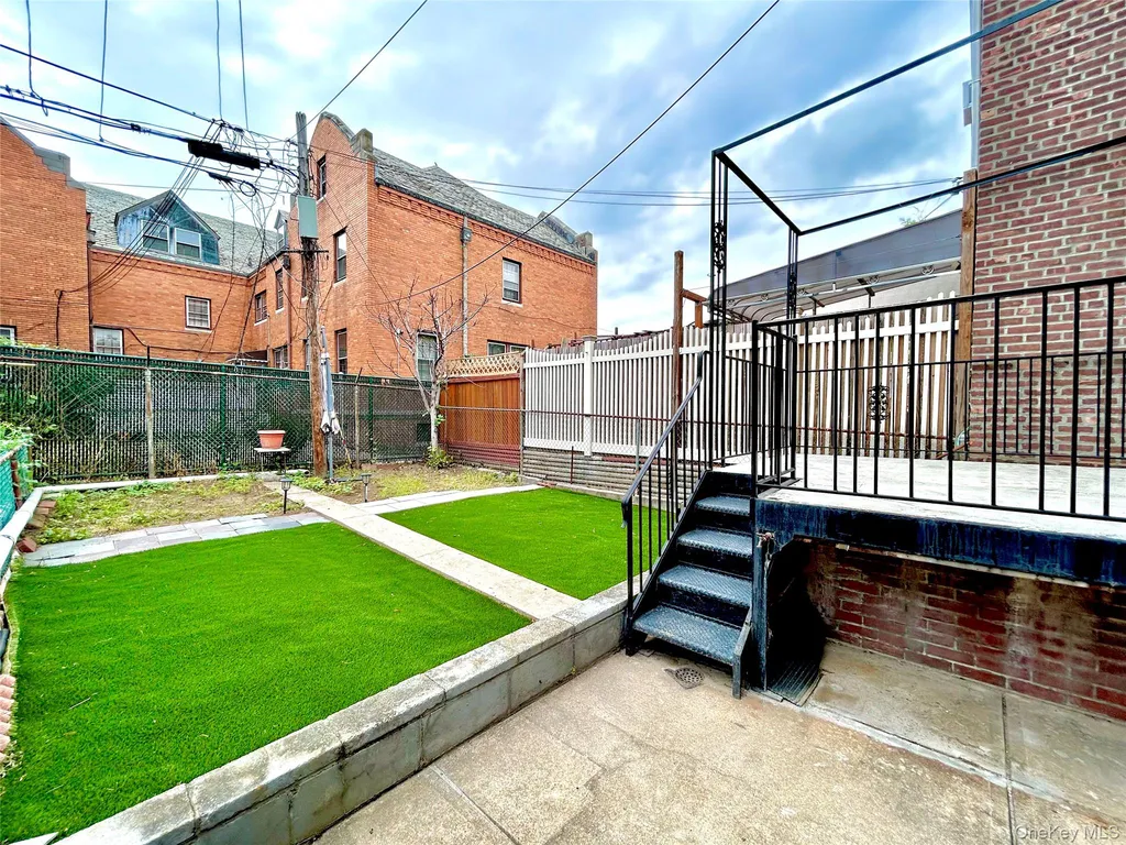 77-04 85th Street Glendale NY 11385