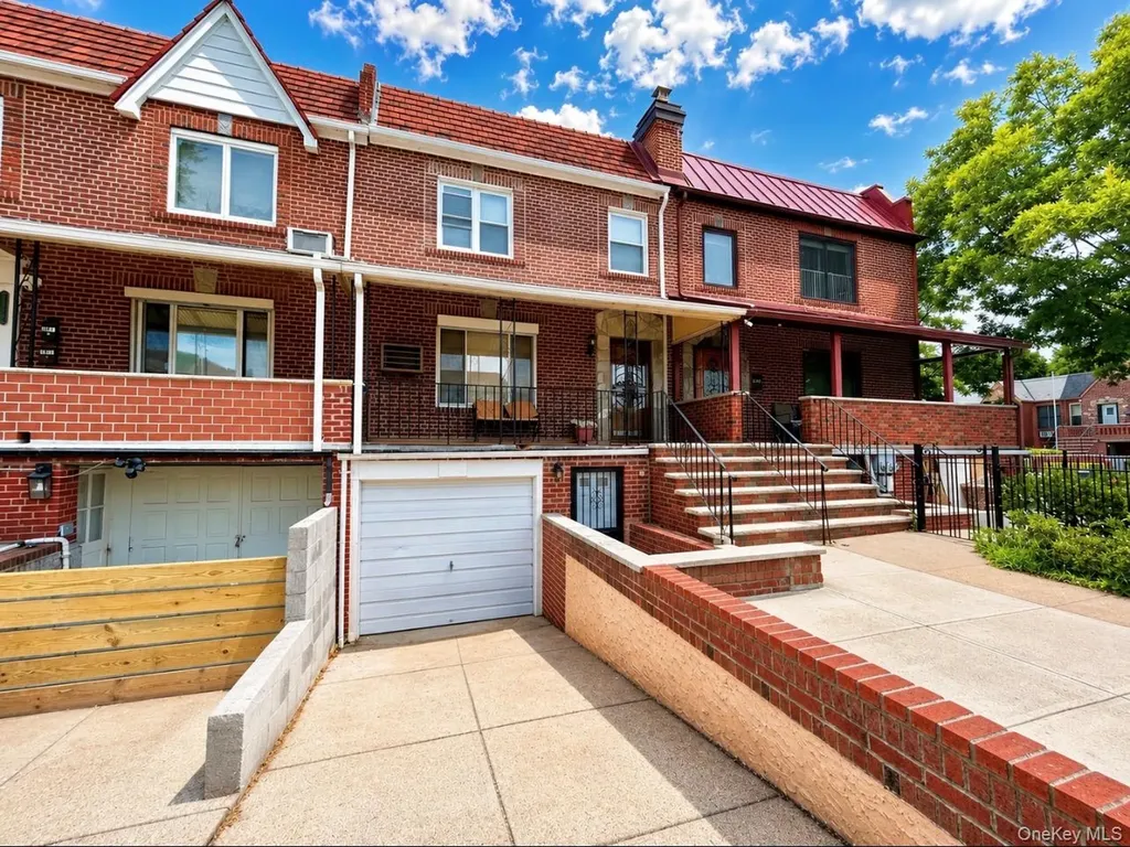 77-04 85th Street Glendale NY 11385