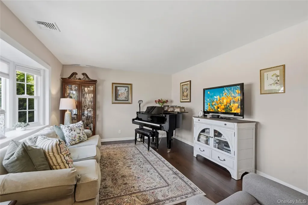 36 Liszt Street Hicksville NY 11801