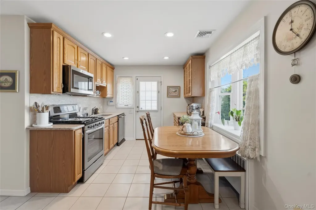 36 Liszt Street Hicksville NY 11801
