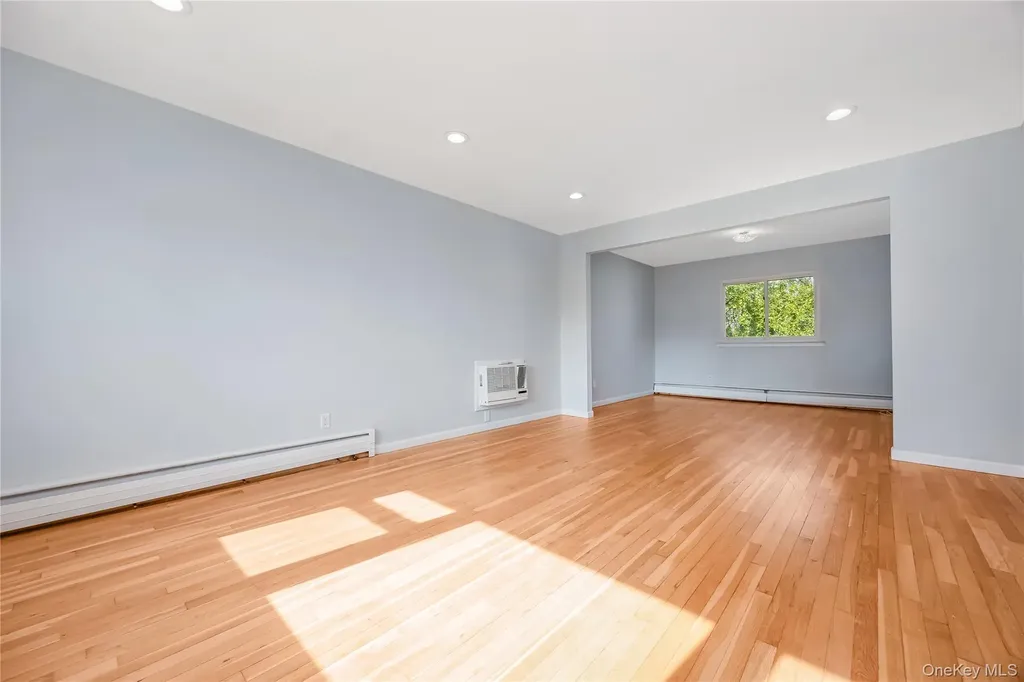 1777 Roberta Lane Merrick NY 11566
