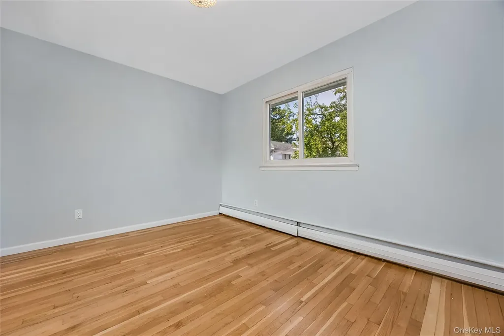 1777 Roberta Lane Merrick NY 11566