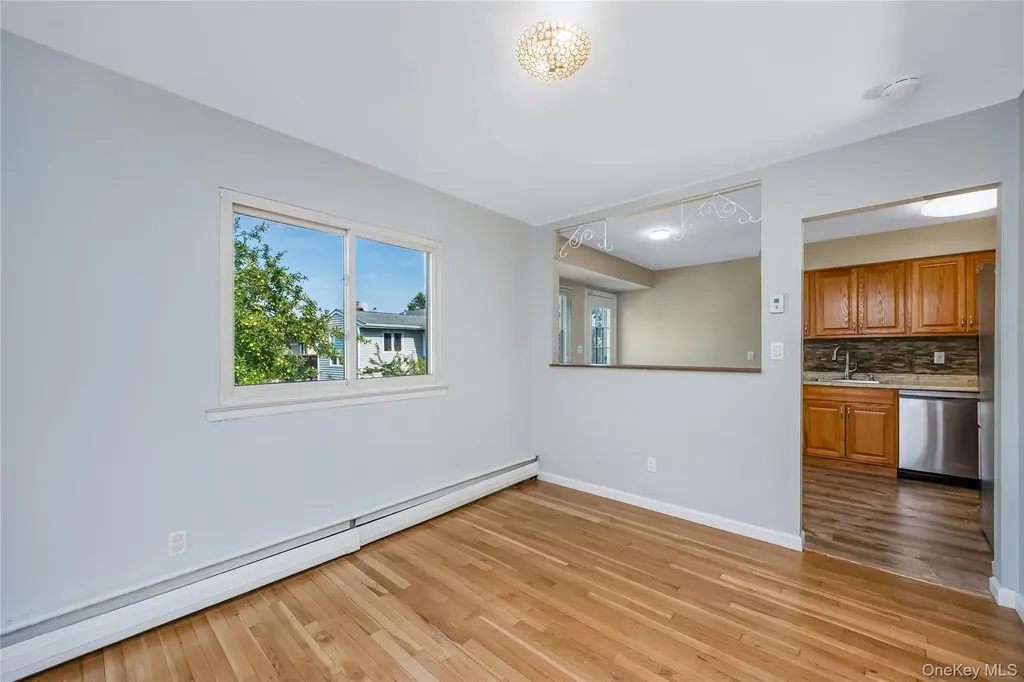 1777 Roberta Lane Merrick NY 11566