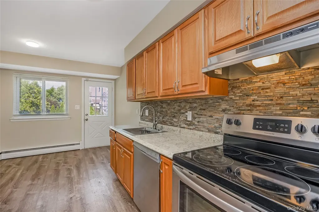 1777 Roberta Lane Merrick NY 11566