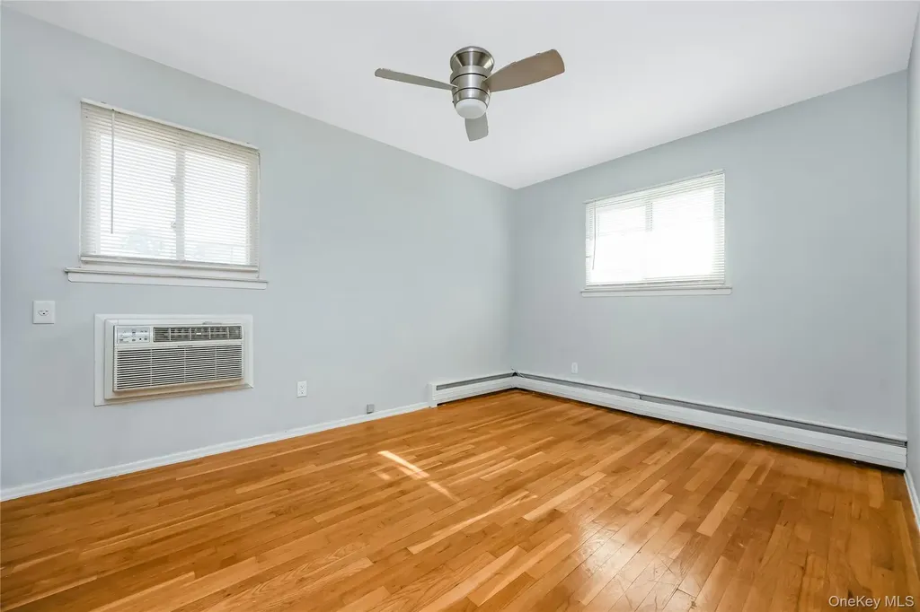 1777 Roberta Lane Merrick NY 11566