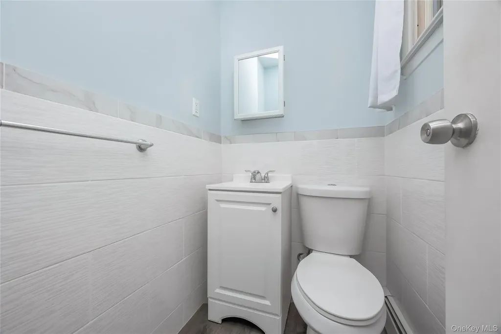 1777 Roberta Lane Merrick NY 11566