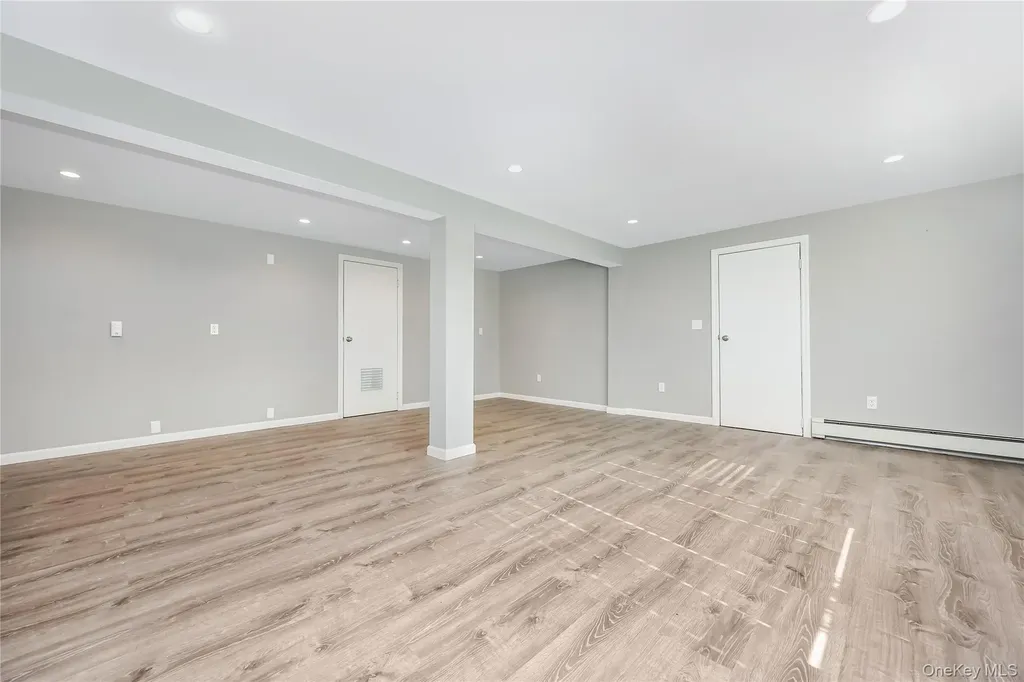 1777 Roberta Lane Merrick NY 11566