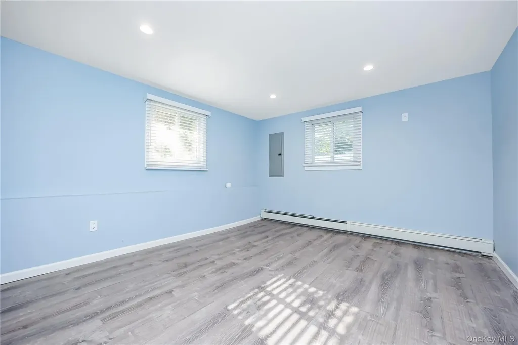 1777 Roberta Lane Merrick NY 11566