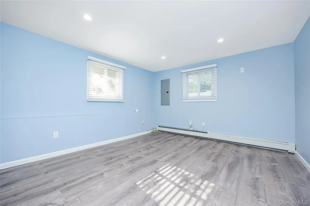 1777 Roberta Lane Merrick NY 11566
