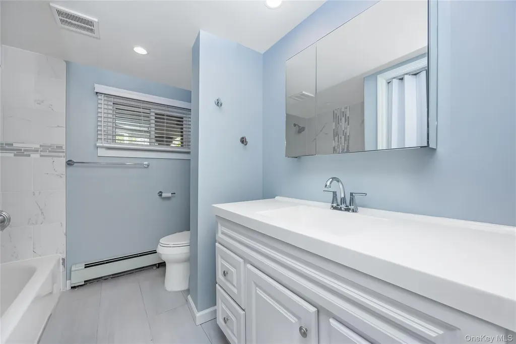 1777 Roberta Lane Merrick NY 11566