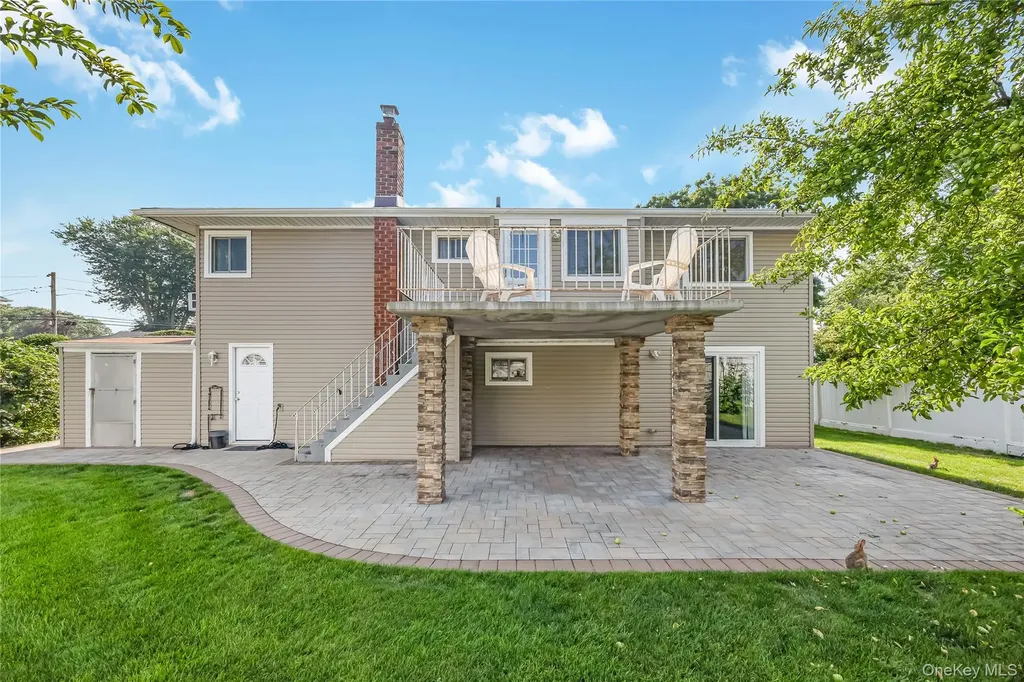 1777 Roberta Lane Merrick NY 11566