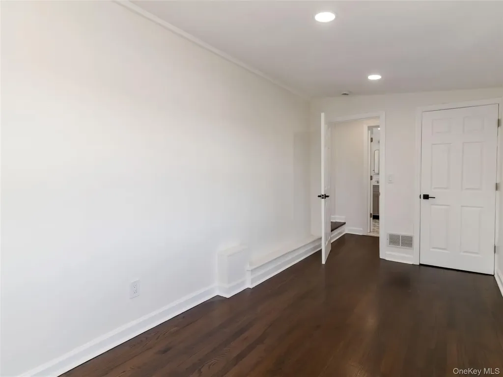 37 New Avenue Yonkers NY 10704