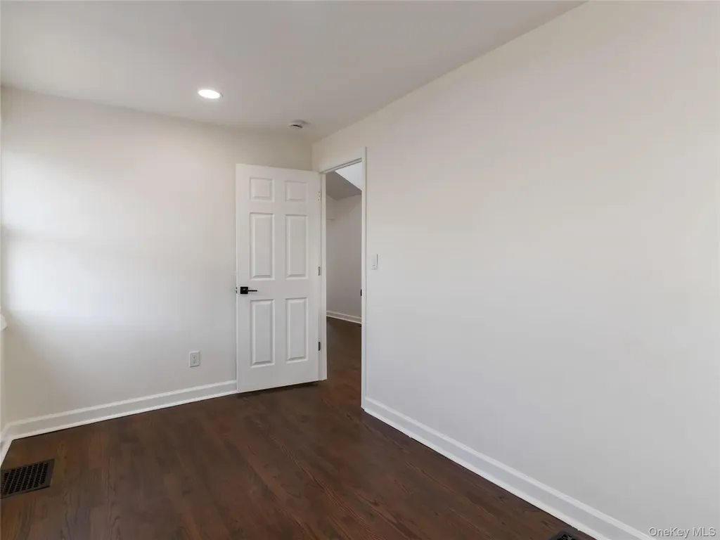 37 New Avenue Yonkers NY 10704