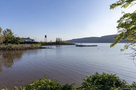 270 Farragut Parkway Hastings-on-hudson NY 10706