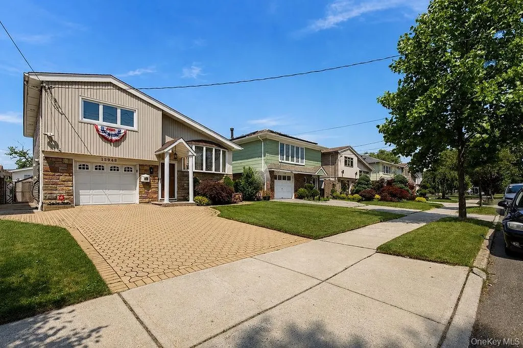 159-48 91st Street Howard Beach NY 11414