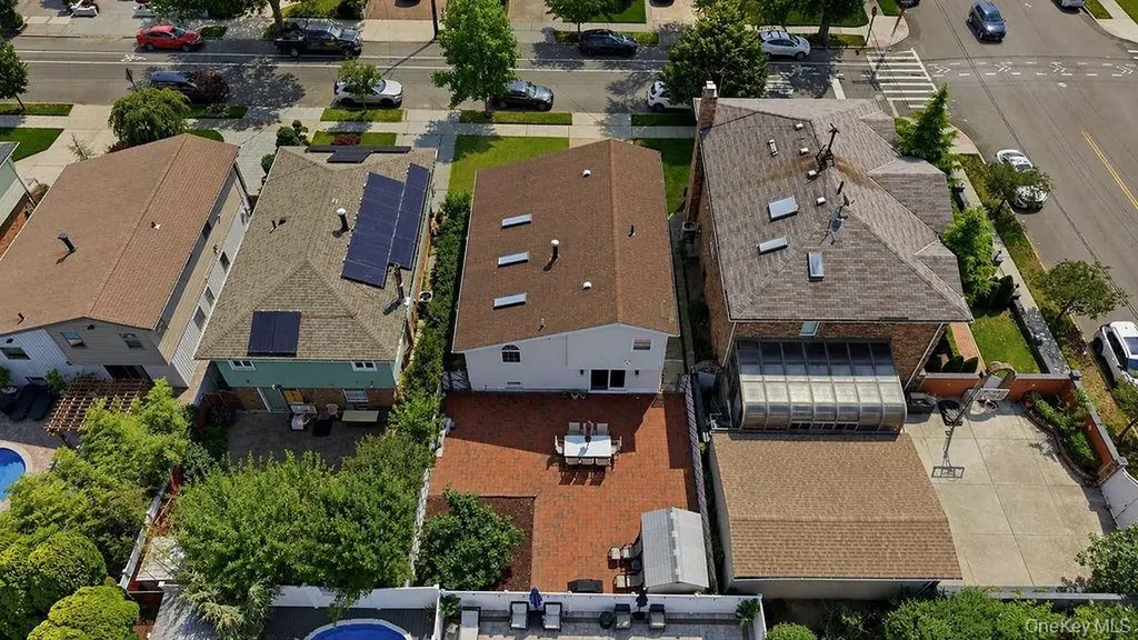 159-48 91st Street Howard Beach NY 11414