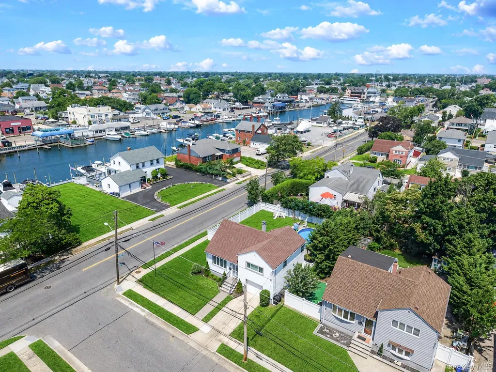 4 Martha Street Freeport NY 11520