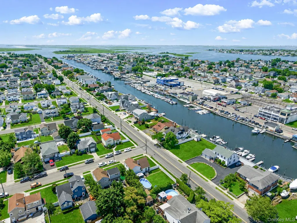 4 Martha Street Freeport NY 11520