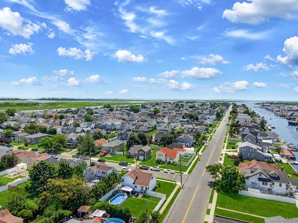 4 Martha Street Freeport NY 11520