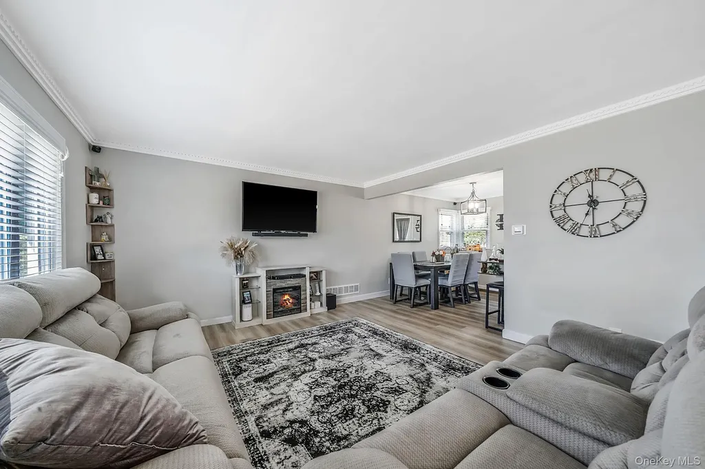 4 Martha Street Freeport NY 11520