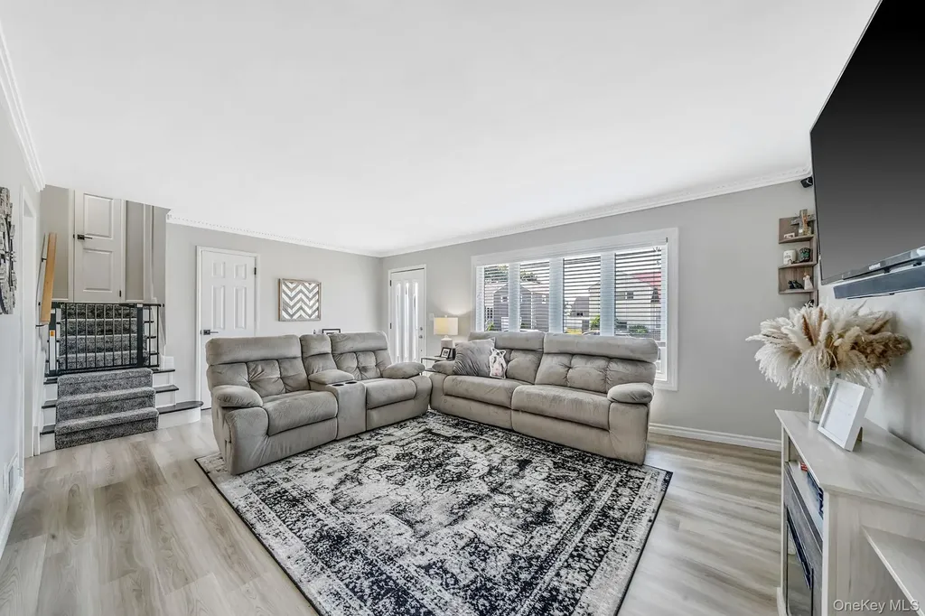 4 Martha Street Freeport NY 11520