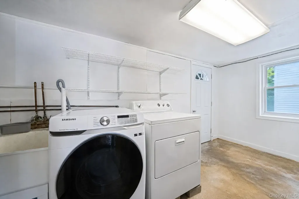 4 Martha Street Freeport NY 11520