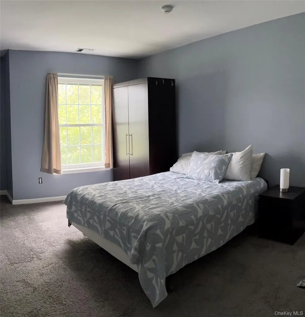 99 Fairview Circle Middle Island NY 11953