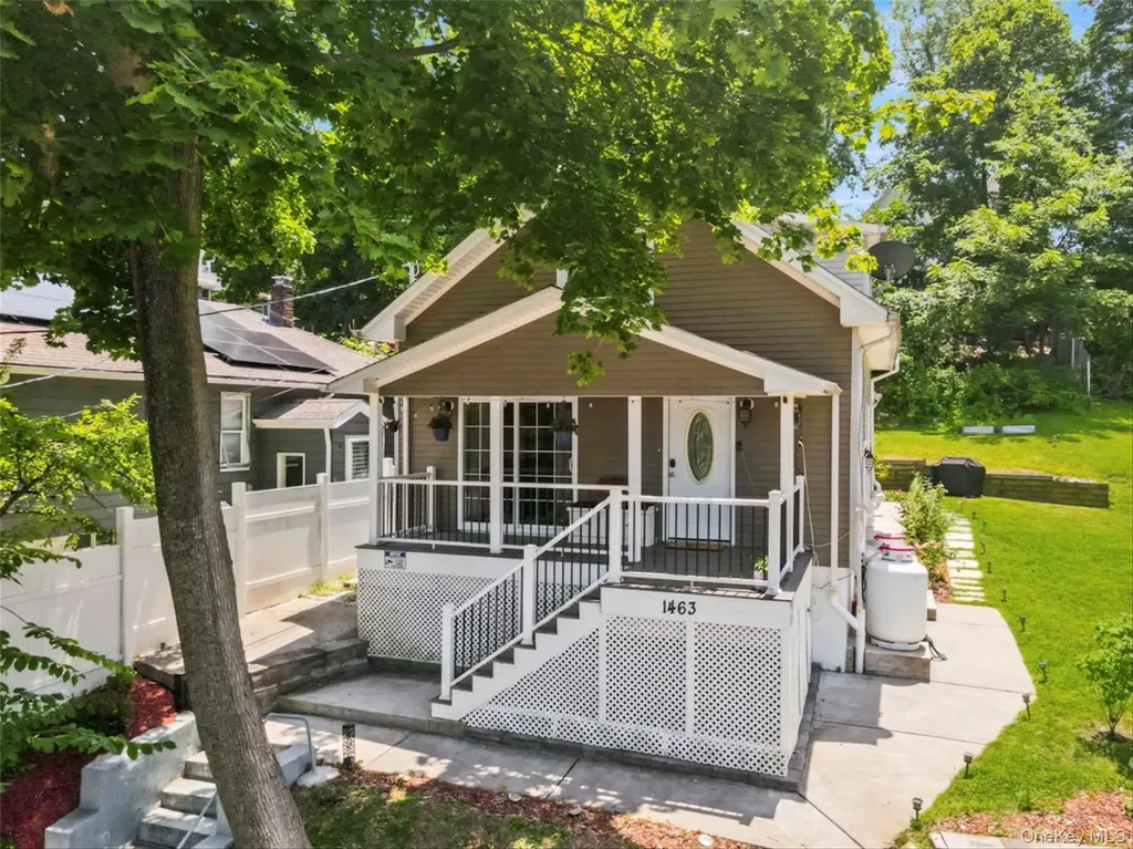1463 Lincoln Terrace Peekskill NY 10566