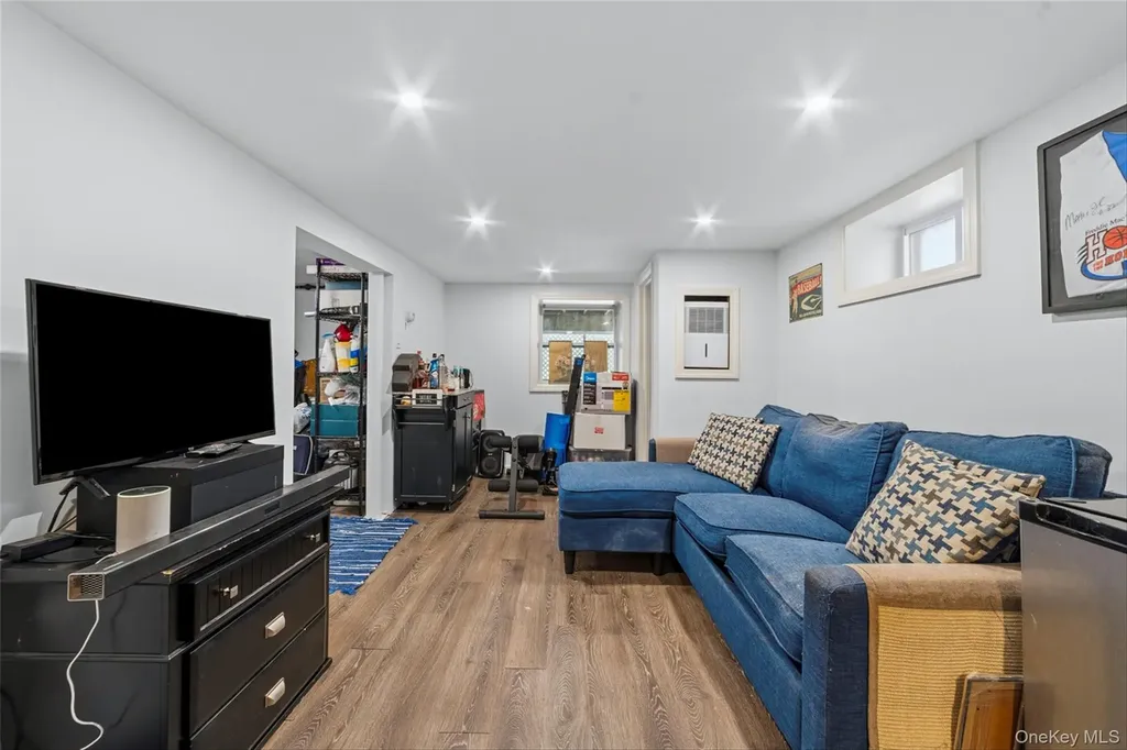 1463 Lincoln Terrace Peekskill NY 10566