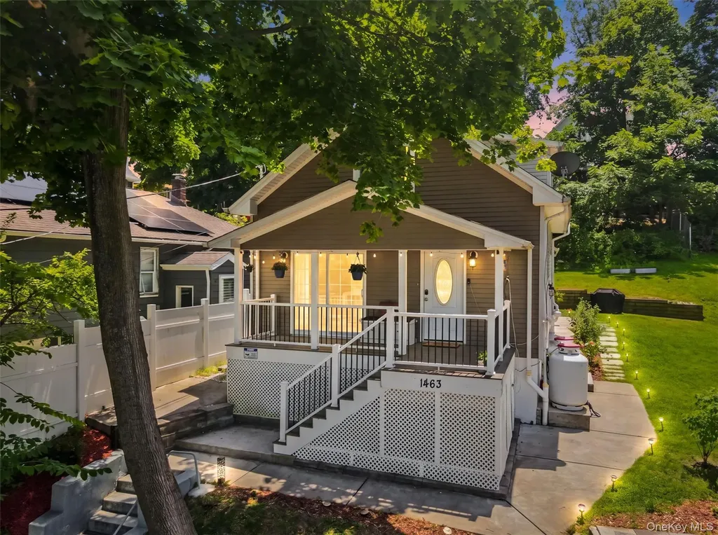 1463 Lincoln Terrace Peekskill NY 10566