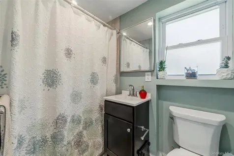 1463 Lincoln Terrace Peekskill NY 10566