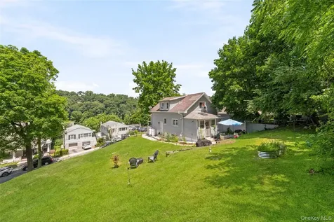 1463 Lincoln Terrace Peekskill NY 10566