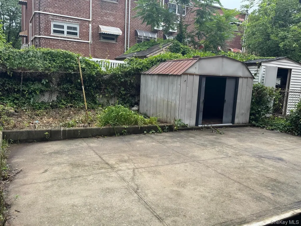3234 Wickham Avenue Bronx NY 10469