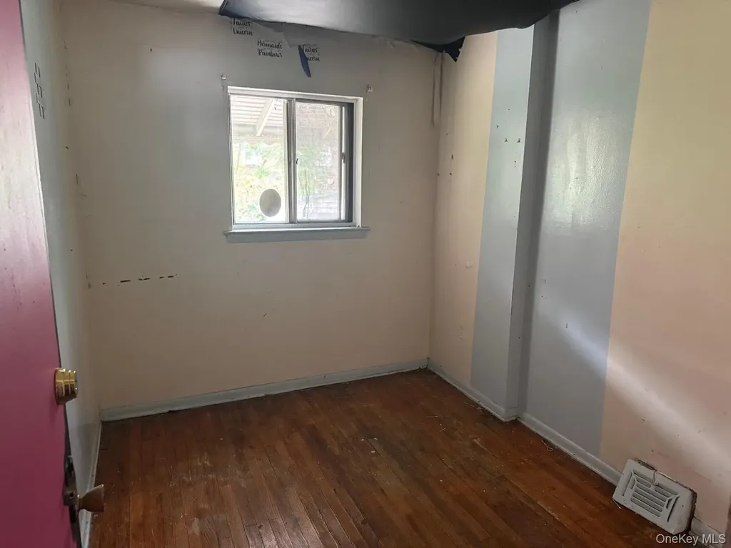 3234 Wickham Avenue Bronx NY 10469