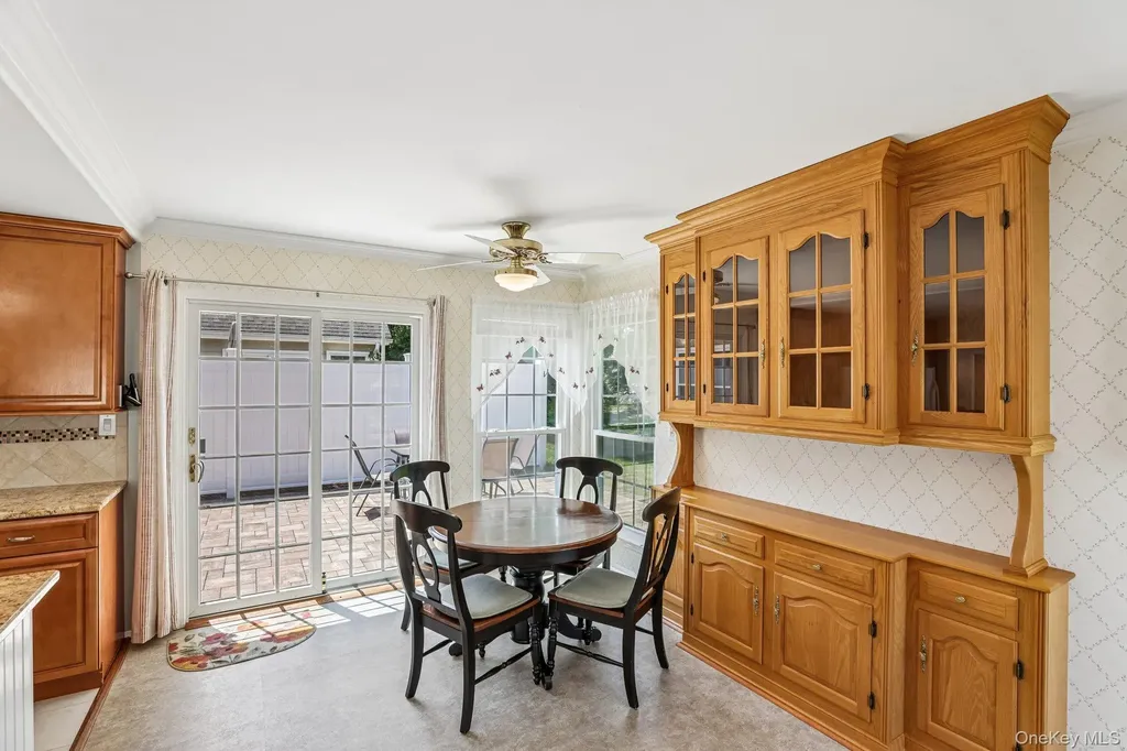 187 Glen Drive Ridge NY 11961