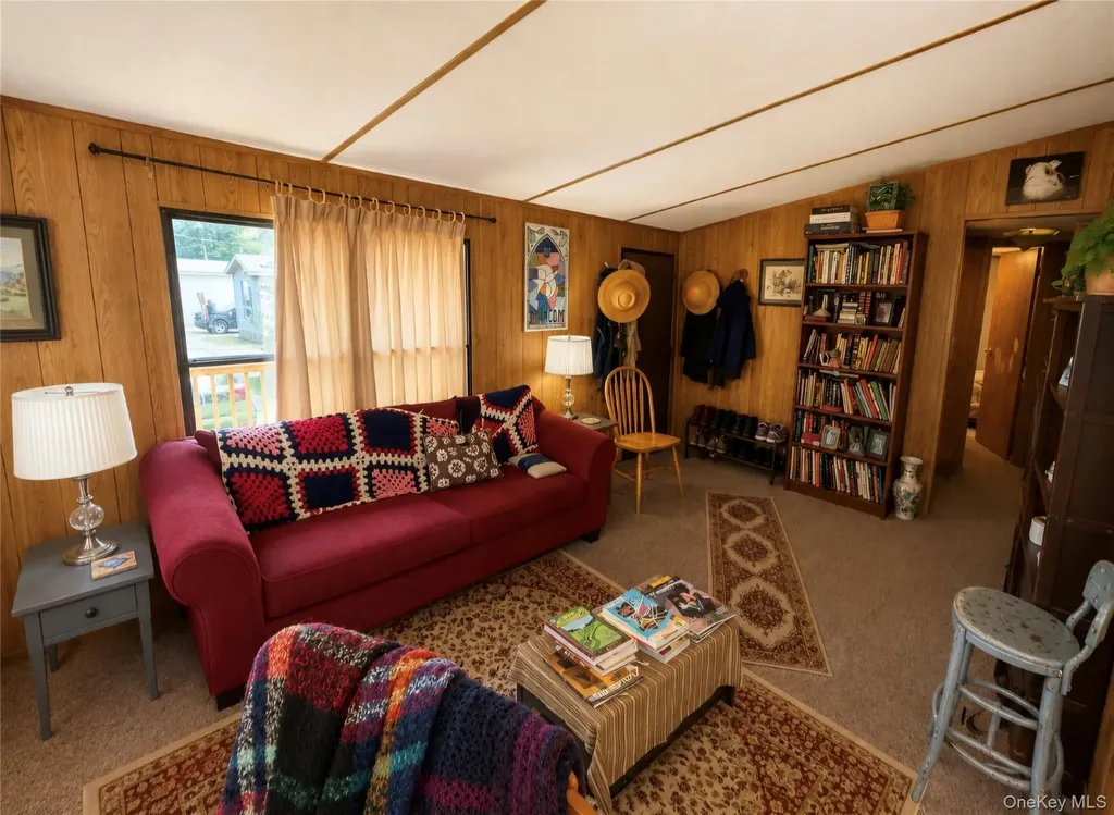 18 Square Hill Road New Windsor NY 12553