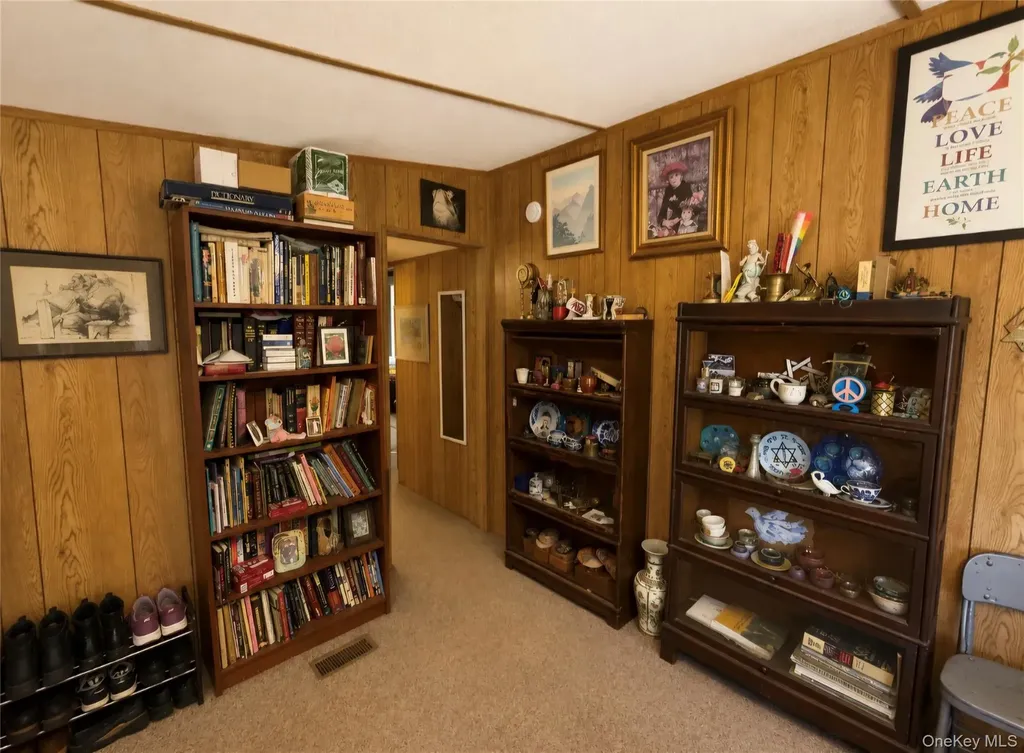 18 Square Hill Road New Windsor NY 12553