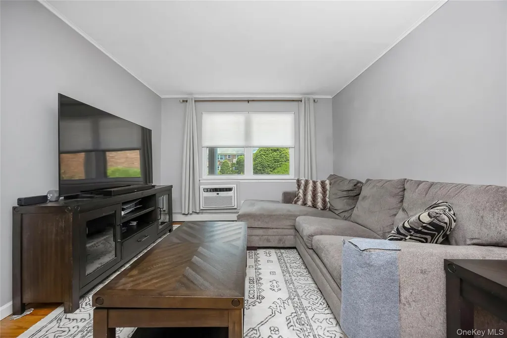 68 Fairharbor Drive Patchogue NY 11772